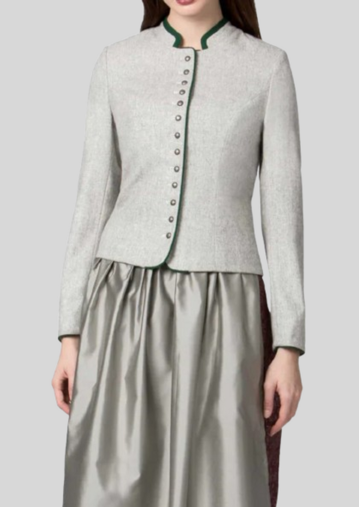 Timeless women’s Trachten jacket crafted for warmth and sophistication.