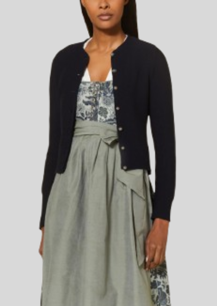 Classic Oktoberfest wool jacket blending tradition with modern elegance.