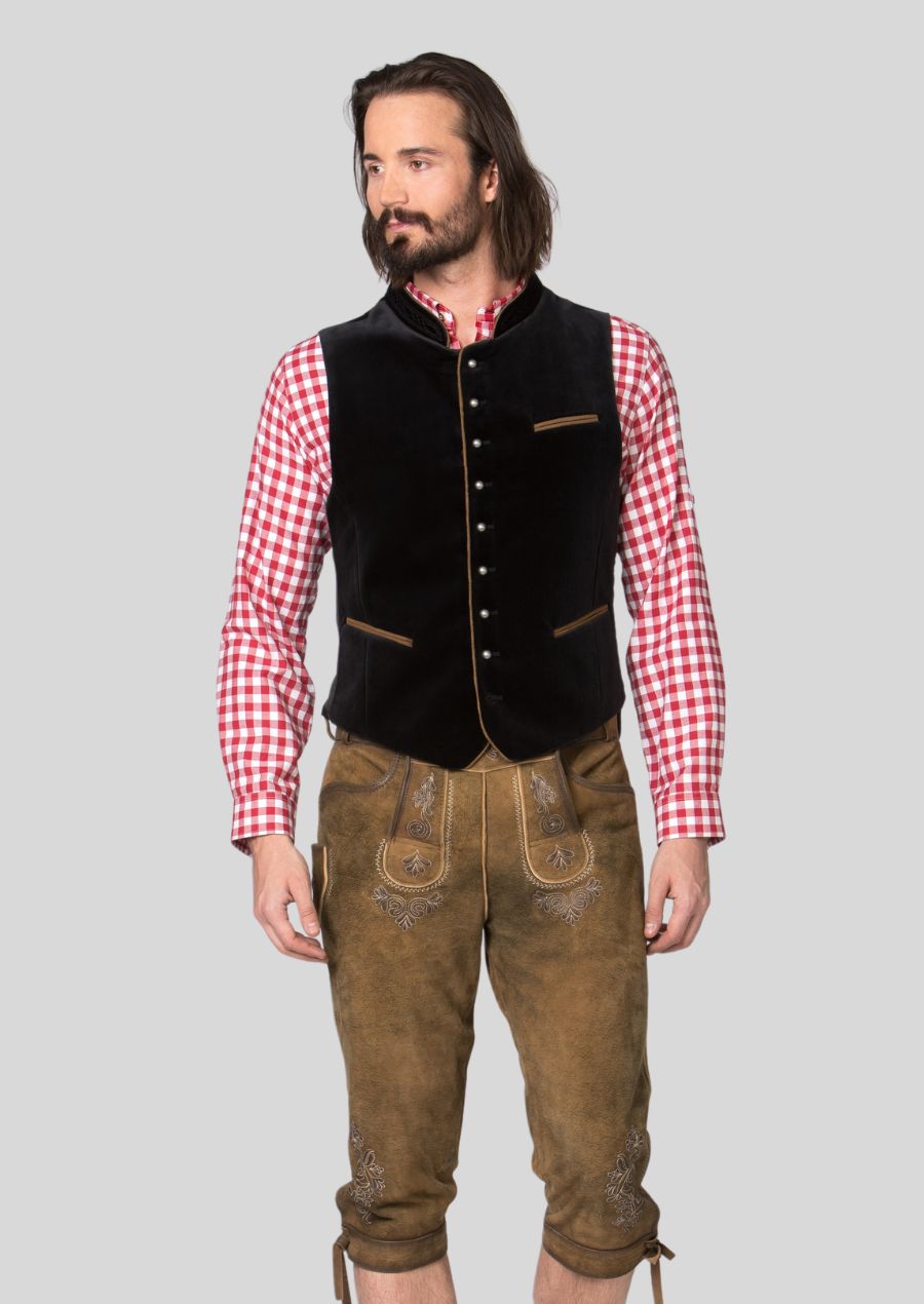 Celebrate in Style & Comfort: The Wool Trachten Vest for Men.