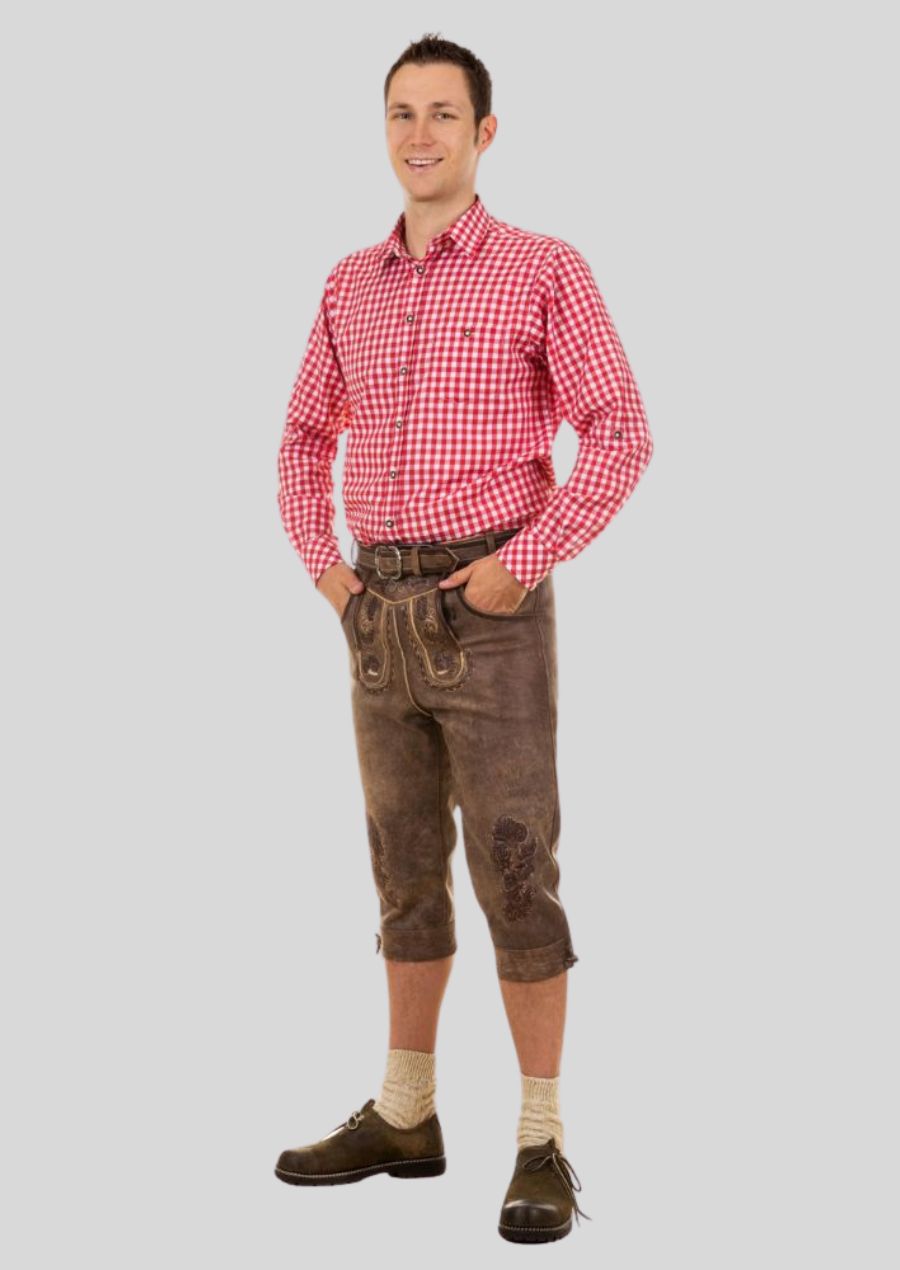 Bundhosen come in a variety of styles and fits to flatter all body types. Our Men's Bundhosen Size Guide helps you identify the ideal fit for you, whether you prefer a relaxed or slim silhouette.