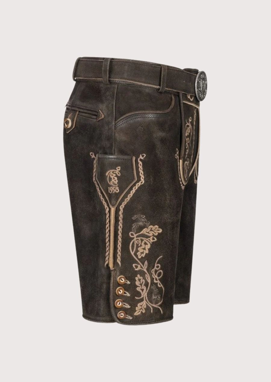Festival-ready men’s German lederhosen with traditional patterns, premium leather finish, and folk-inspired detailing.