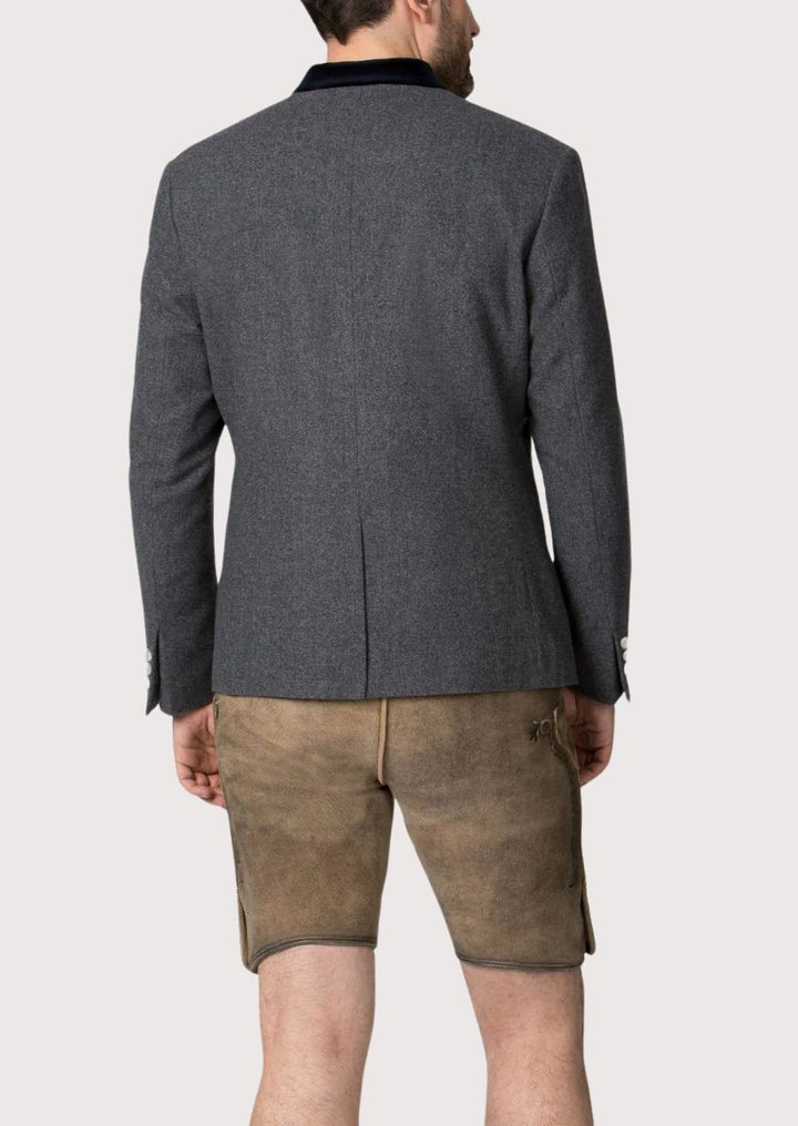 Comfortable, breathable wool jacket with a sophisticated design, perfect for cold evenings and festive occasions.