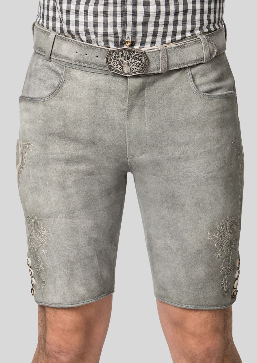 Upgrade your lederhosen with durable pockets and a classic style that never goes out of fashion. Perfect for both everyday wear and special occasions, these features combine utility with tradition, ensuring you look sharp and stay prepared.