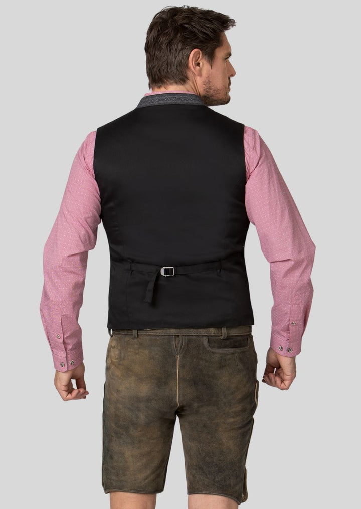  formal Trachten vest is more than just an outfit; it's an investment piece.  Made with quality craftsmanship and premium materials, this versatile vest will transcend fleeting trends and become a staple in your formalwear collection.  Celebrate in style and create lasting memories in a piece that embodies timeless sophistication.