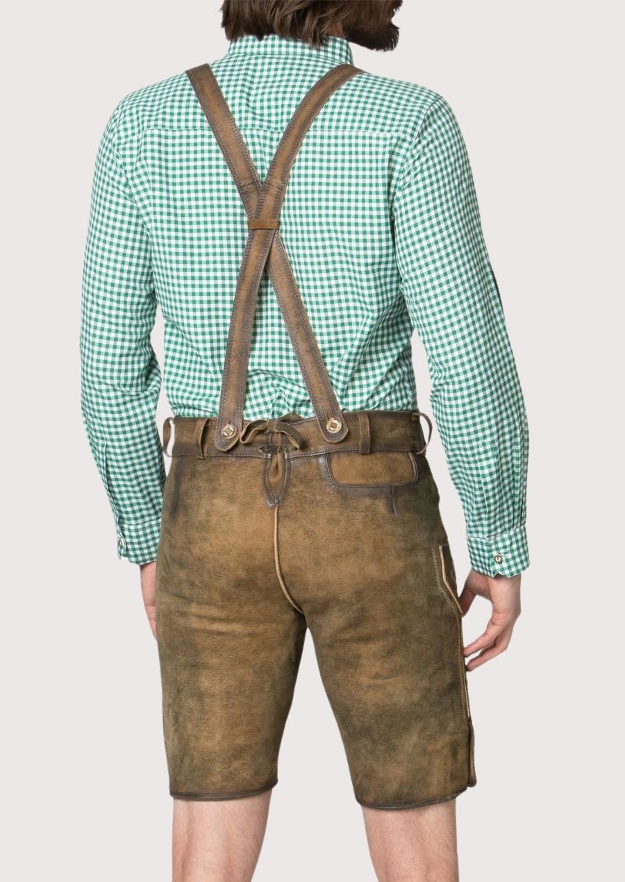 Men’s traditional German festival outfit featuring durable suede lederhosen

