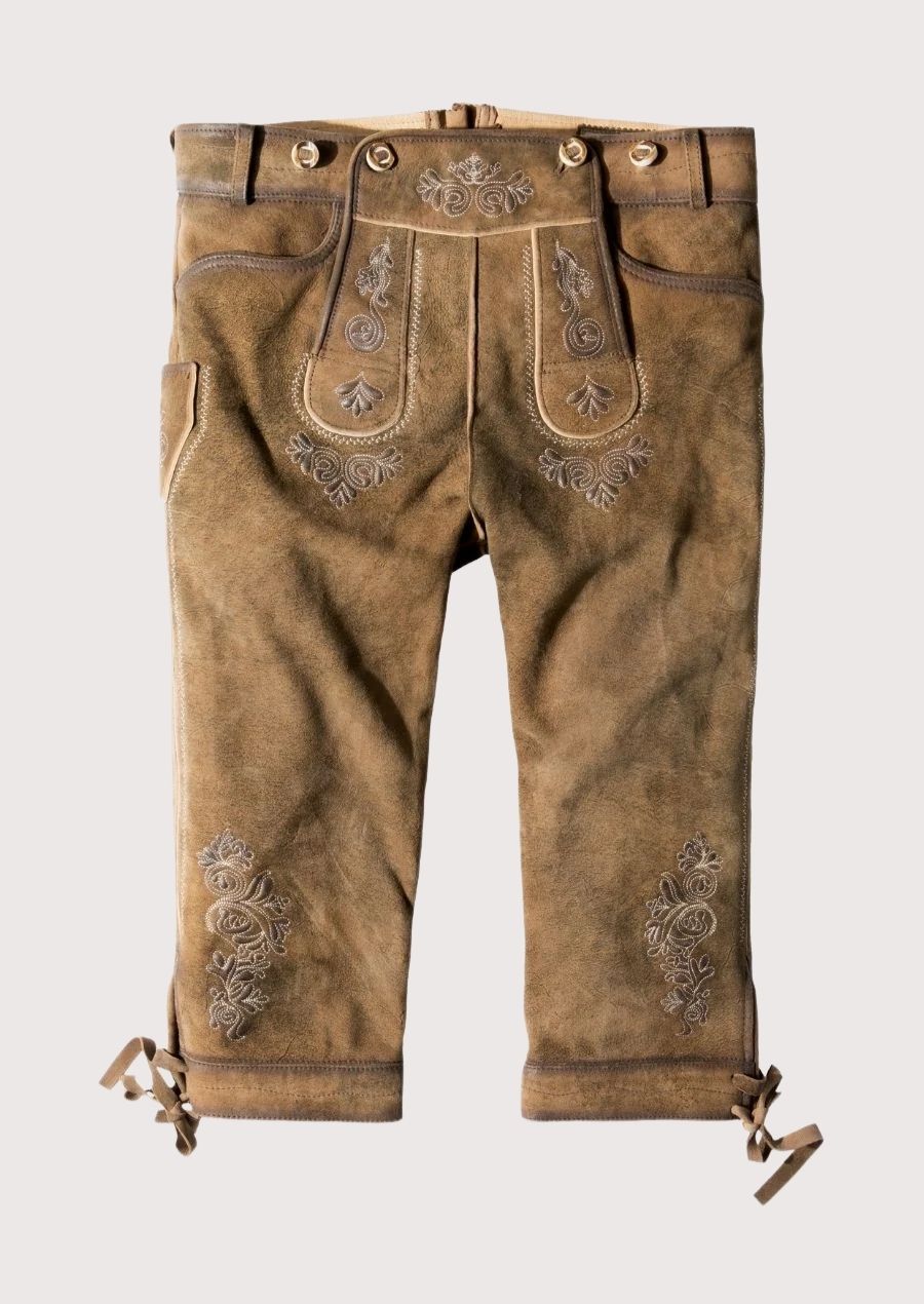 Stylish men's Bundhosen made from high-quality leather, featuring adjustable cuffs and waist for a perfect fit during cold weather activities.