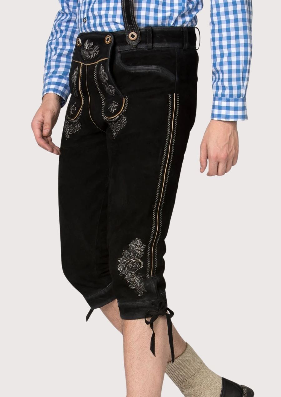 Winter-ready Men’s Bundhosen designed for skiing, snowboarding, and outdoor adventures