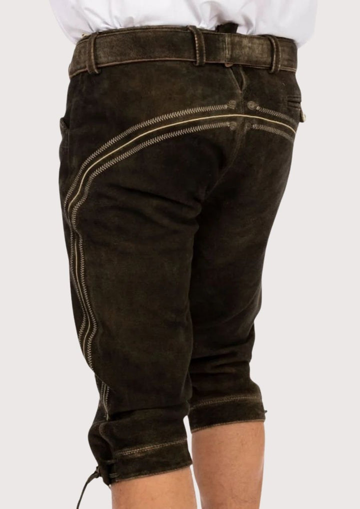Adjustable men's Bundhosen pants with leather straps for a customizable fit