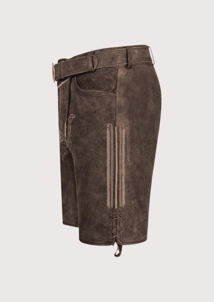 Festival-ready Bavarian outfit for men with deer belt buckle