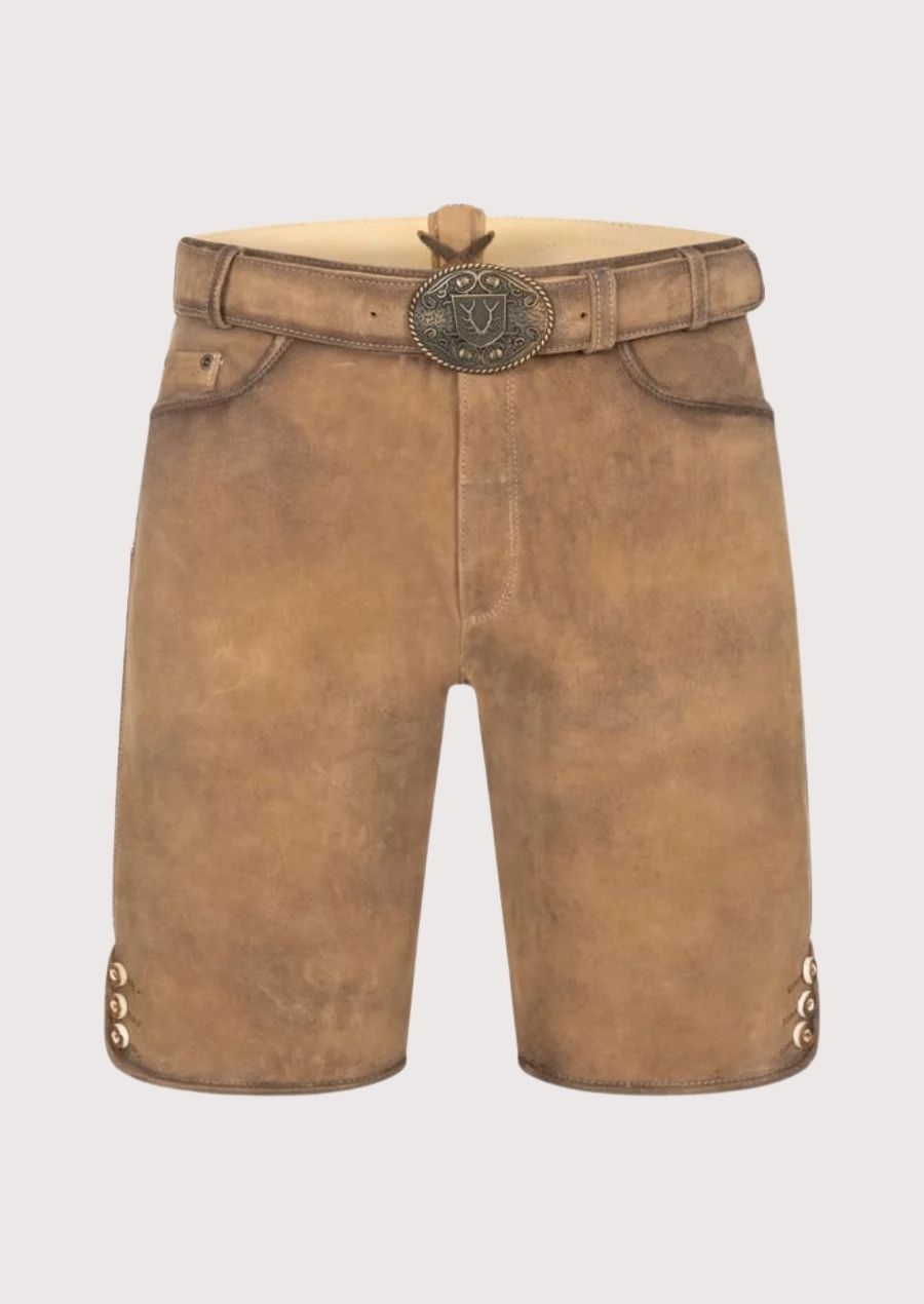 Minimalist men's lederhosen in light brown suede leather – perfect Oktoberfest 2025 outfit with rustic belt and antique buckle.