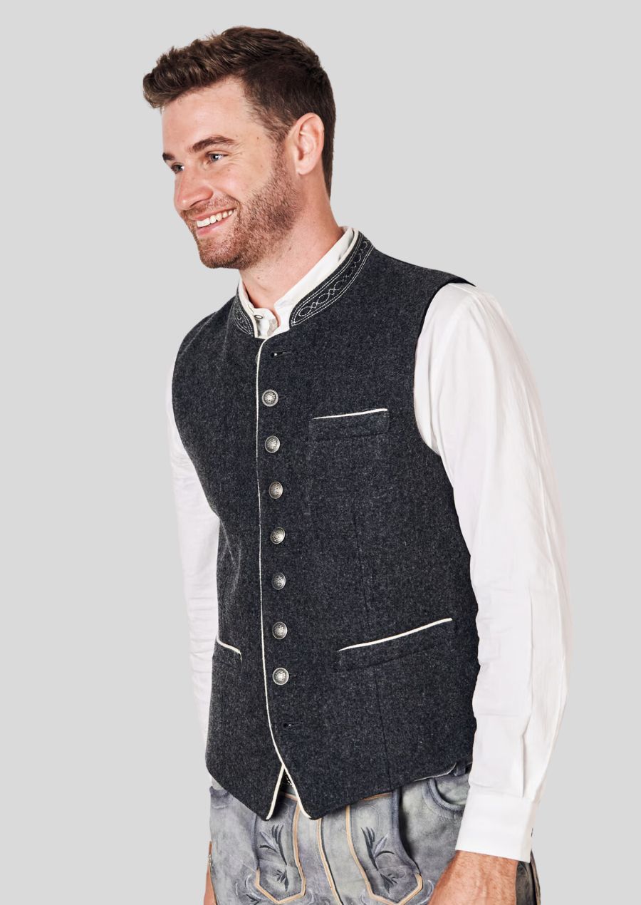 Oktoberfest Spirit Vest – Celebrate Bavarian Traditions